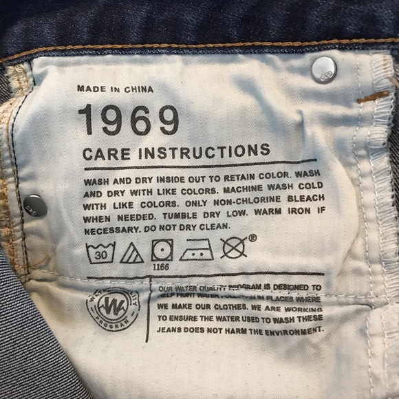 GAP Real Straight Mid-rise Jeans - Picture 4 of 4